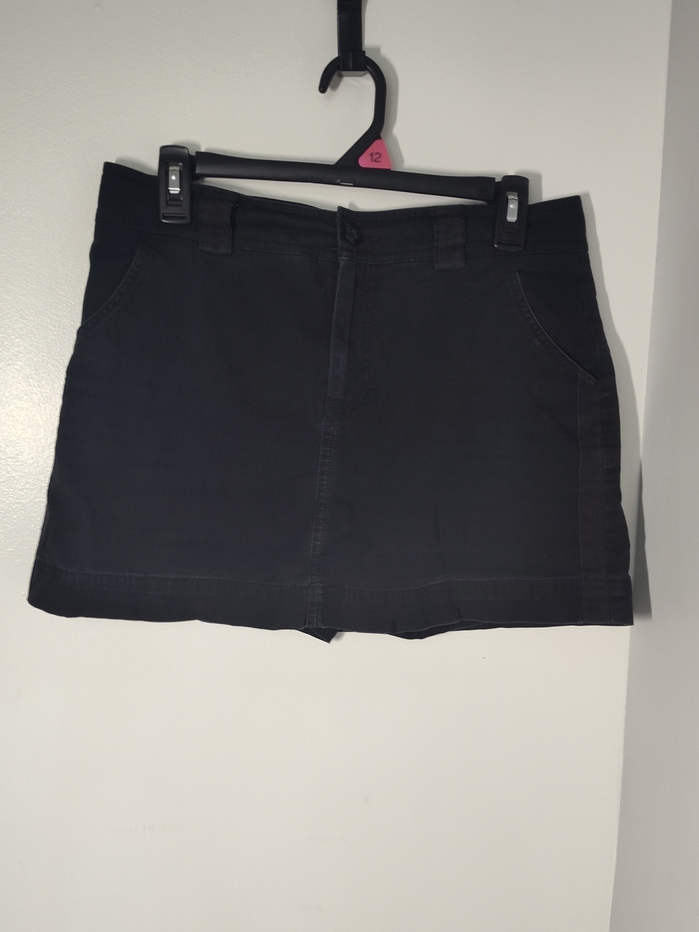 Dockers Black Mini Skirt with Front Pockets #281
